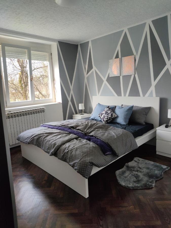 Apartman M&M'S Apartment Karlovac Bagian luar foto
