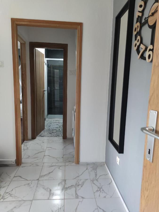 Apartman M&M'S Apartment Karlovac Bagian luar foto